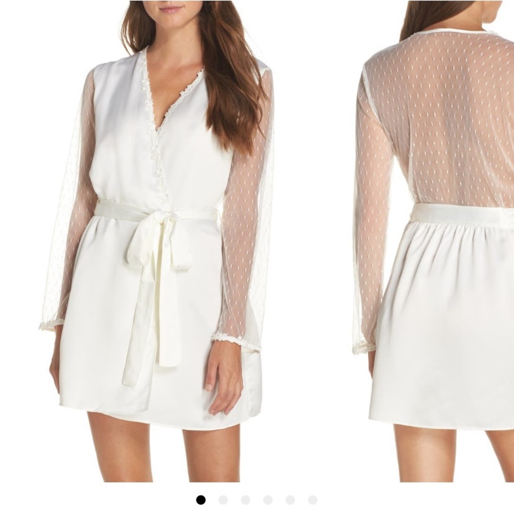 Flora Nikrooz Robe White